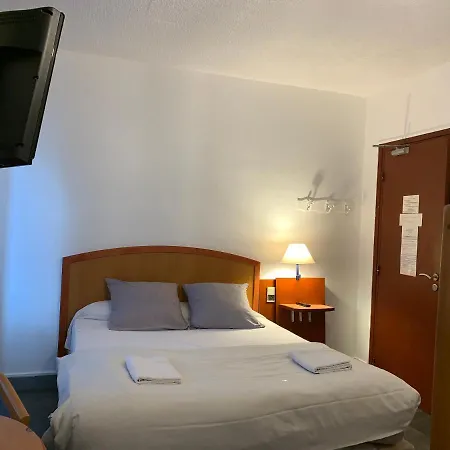 Mondial Hotel 酒店 *