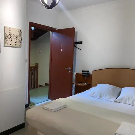 Mondial Hotel لو هافر